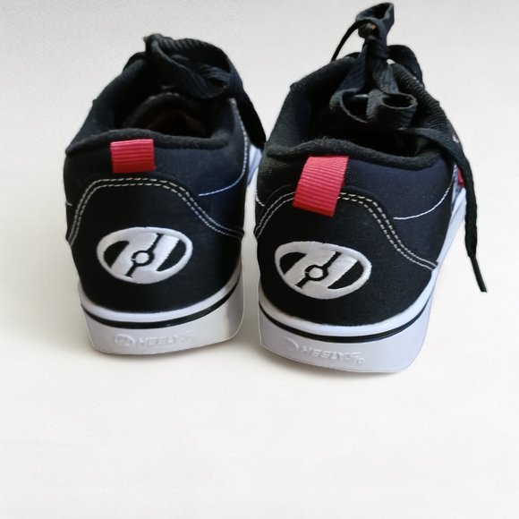 Youth Heely's Pro 20 Low Top Black and White Skater Running Shoes  Size 5 - Picture 6 of 16